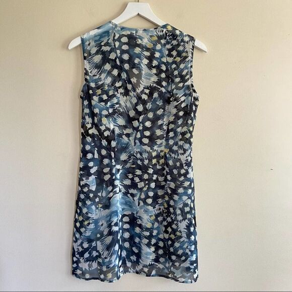 CAbi Avery Sleeveless Sheer Tunic Button Up Small - Picture 6 of 7